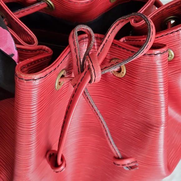 Louis Vuitton Red Epi Noe Large Bucket Bag Leather - Picture 13 of 16